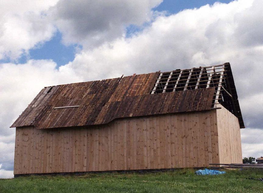 Scottish Barn, 2004, Photograph Constance Kheel